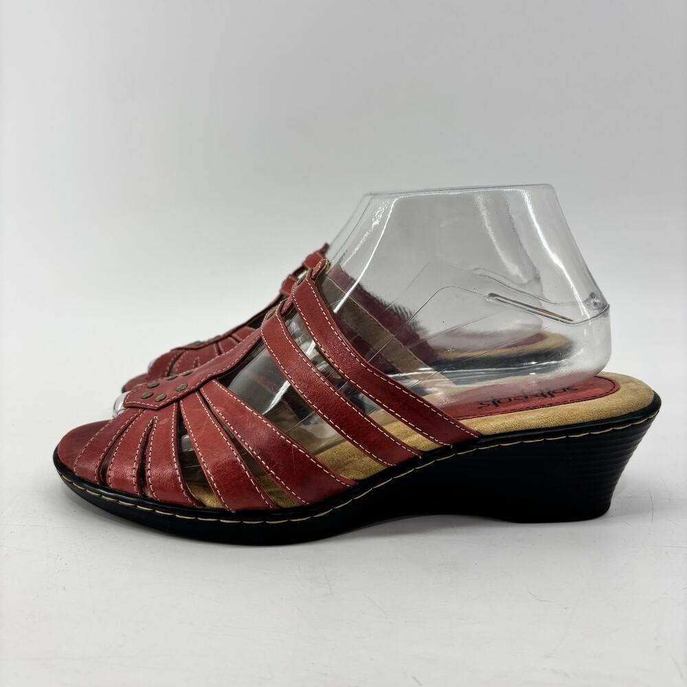 Softspots Leather Red Size 7.5 Womens Sandals Slip On Open Toe